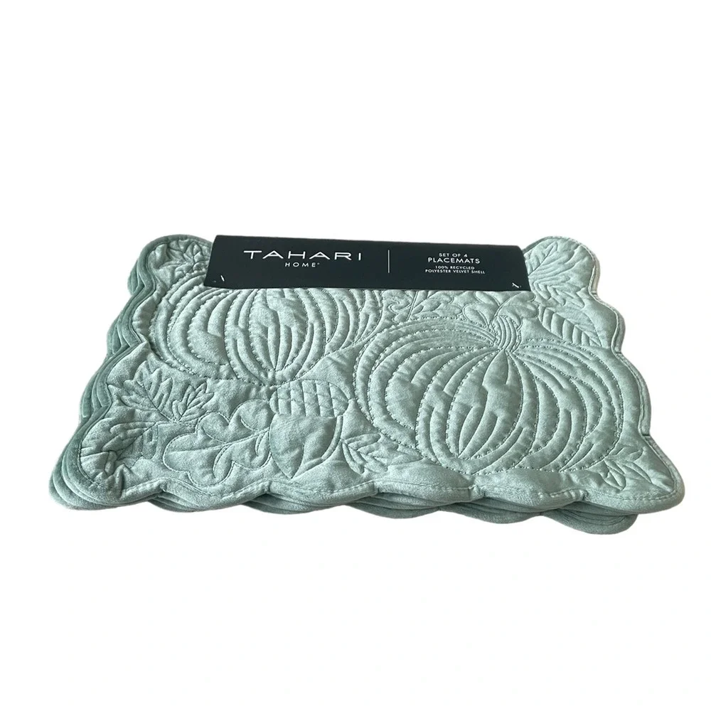 Tahari hostess tok 100%